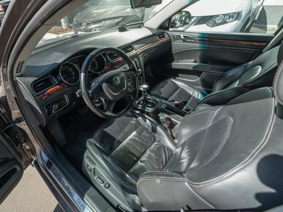 Skoda Superb 2010