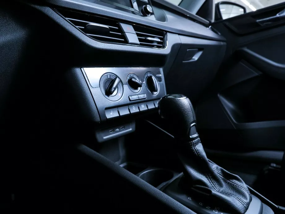 Skoda Rapid 2021
