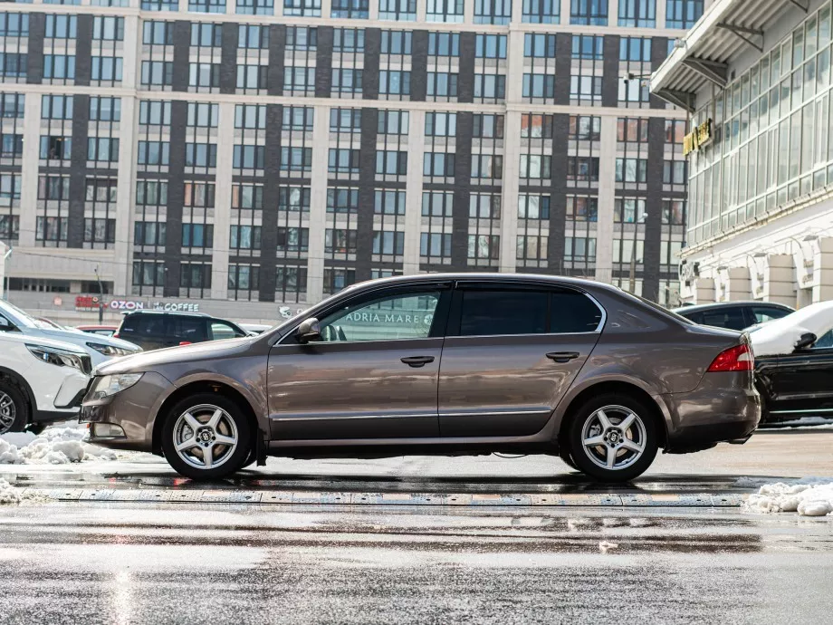Skoda Superb 2010