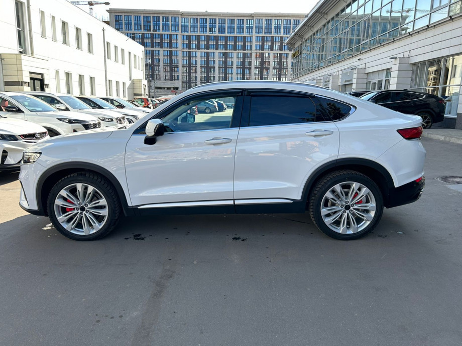 Geely Tugella 2020