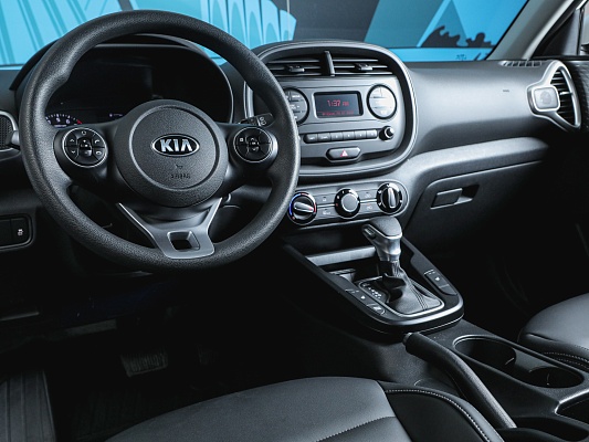 kia soul luxe white
