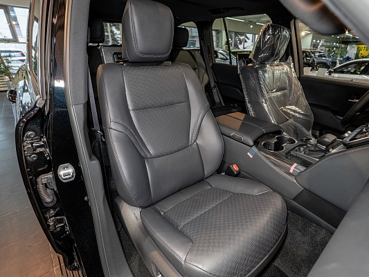 Toyota Land Cruiser 300 3.4d AT Black