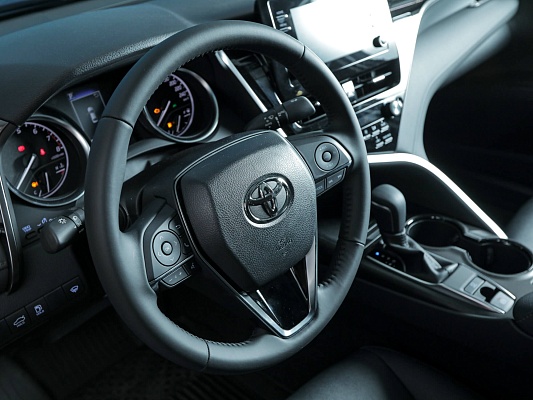 Toyota camry 2021 blue classic